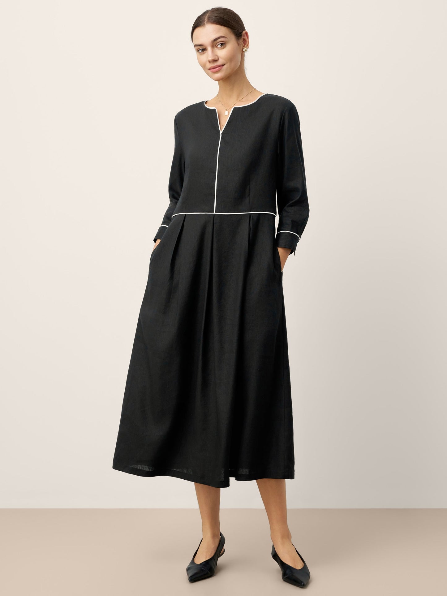 Linen-Lyocell Contrast Trim Gathered Maxi Dress NYX